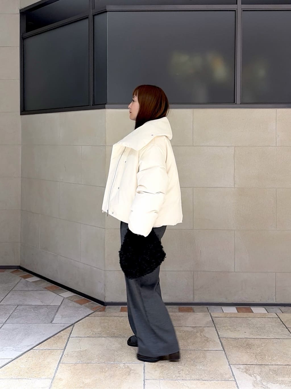 よねさんの「INDIVI｜Comfy SET UP｜イージーストレートスラックス【セットアップ対応／通勤／カセット服】」を使ったコーディネート
