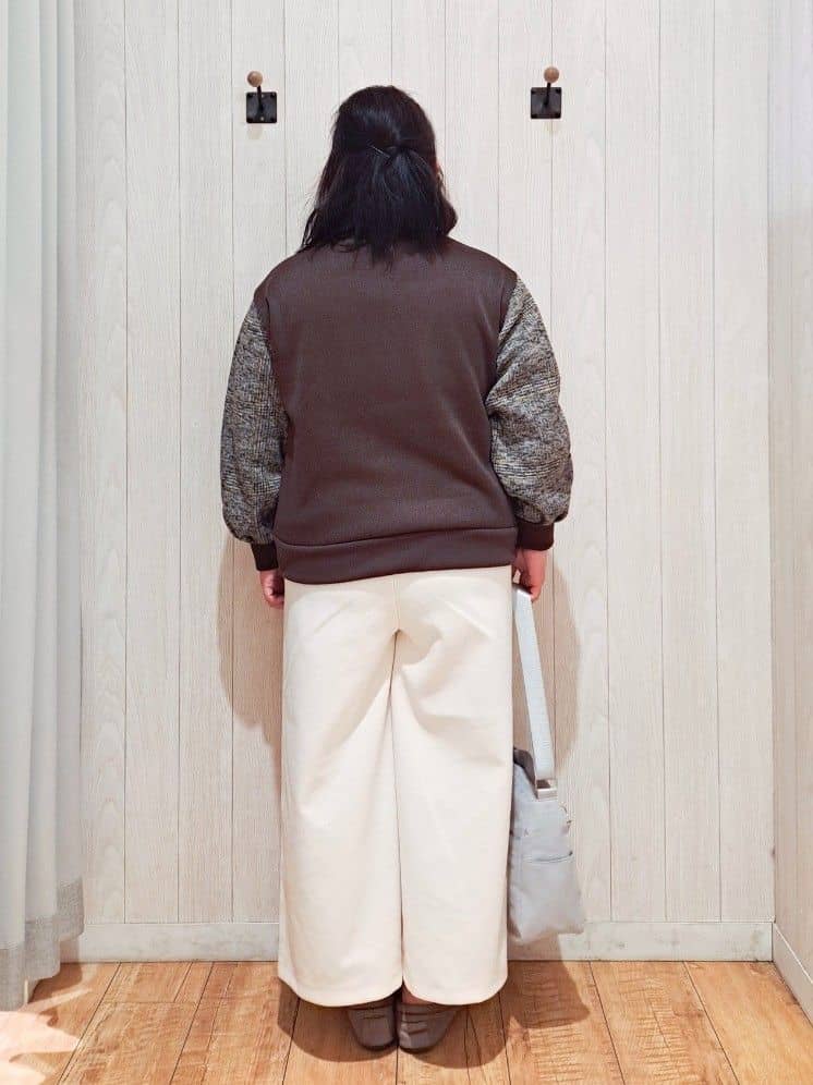 kotomiさんの「SHOO･LA･RUE｜【S-L/あったか】お袖チェック裏起毛トップス」を使ったコーディネート