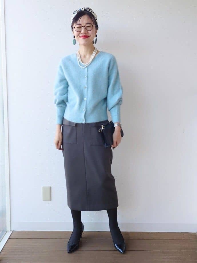 MUTSUKOさんの「UNTITLED｜【ふわふわニット/前後2WAY】フォックスカシミヤカーディガン」を使ったコーディネート