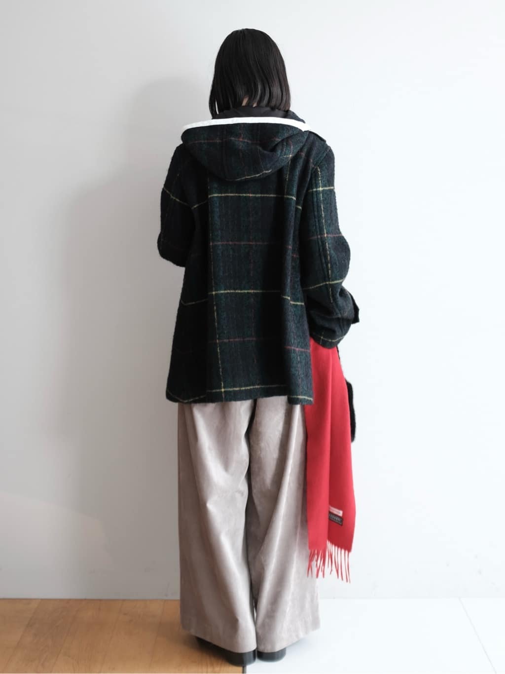 Kishimotoさんの「DRESSTERIOR｜ソフト別珍イージーパンツ」を使ったコーディネート