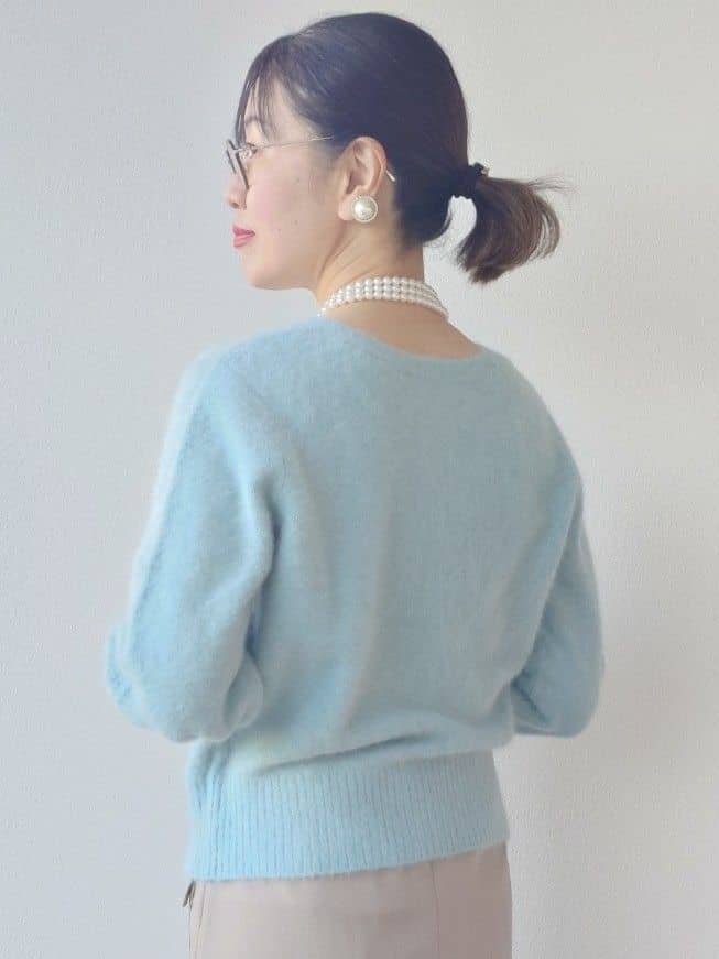 MUTSUKOさんの「UNTITLED｜【ふわふわニット/前後2WAY】フォックスカシミヤカーディガン」を使ったコーディネート
