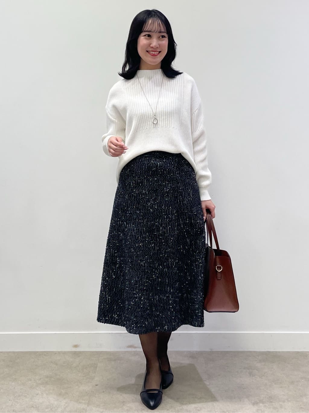 yukariさんの「Reflect｜【腰周りカバー／長め丈】モックネックニットプルオーバー」を使ったコーディネート