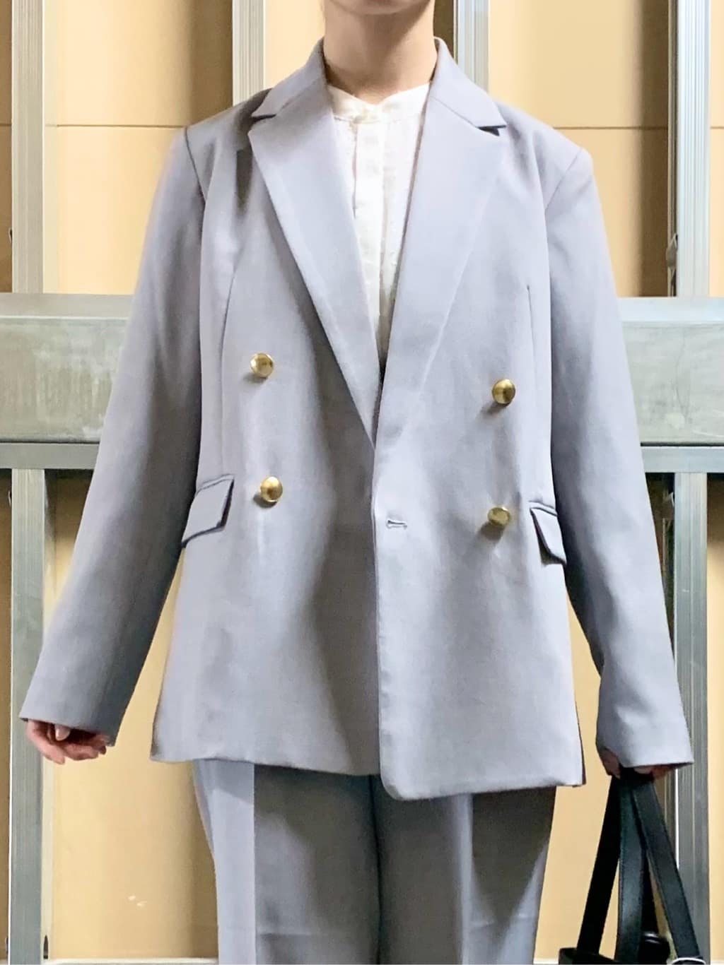 sahoさんの「THE SHOP TK｜【通勤にもデイリーにも】CAVIAN ベーシックワイドパンツ/セットアップ可」を使ったコーディネート