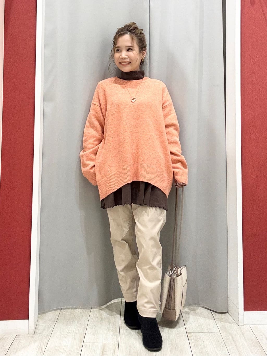 shioさんの「SHOO･LA･RUE｜【高レビュー/洗濯機可/SS-LL】あったか裏起毛 のびのびストレッチ テーパードパンツ」を使ったコーディネート