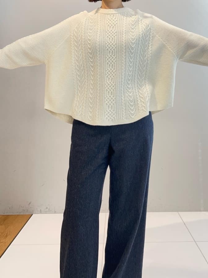 murayamaさんの「INDIVI｜【名品／撥水／抗菌防臭】ショート丈リサイクルダウンコート」を使ったコーディネート