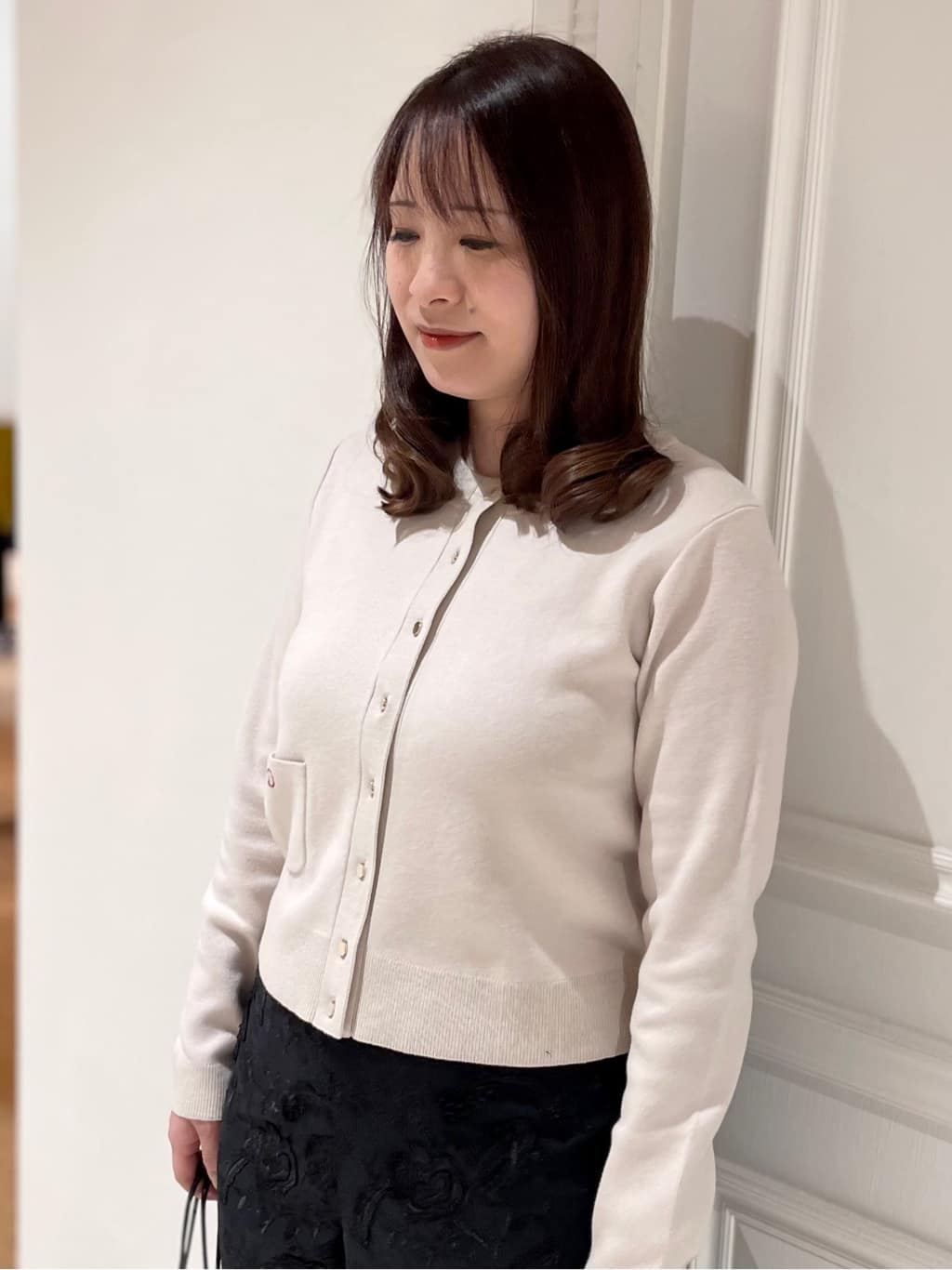minowaさんの「DRESSTERIOR｜◆ウォッシャブルコットンカシミヤカーディガン」を使ったコーディネート