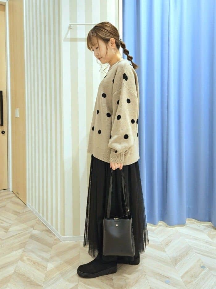Ikumiさんの「SHOO･LA･RUE｜【洗濯機可】セレモニーからデイリーまで ふんわり軽やか チュールギャザースカート」を使ったコーディネート