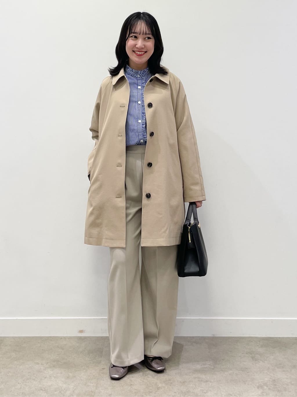 yukariさんの「Dessin｜【花粉ガード/撥水加工/洗える】ステンカラースプリングコート」を使ったコーディネート