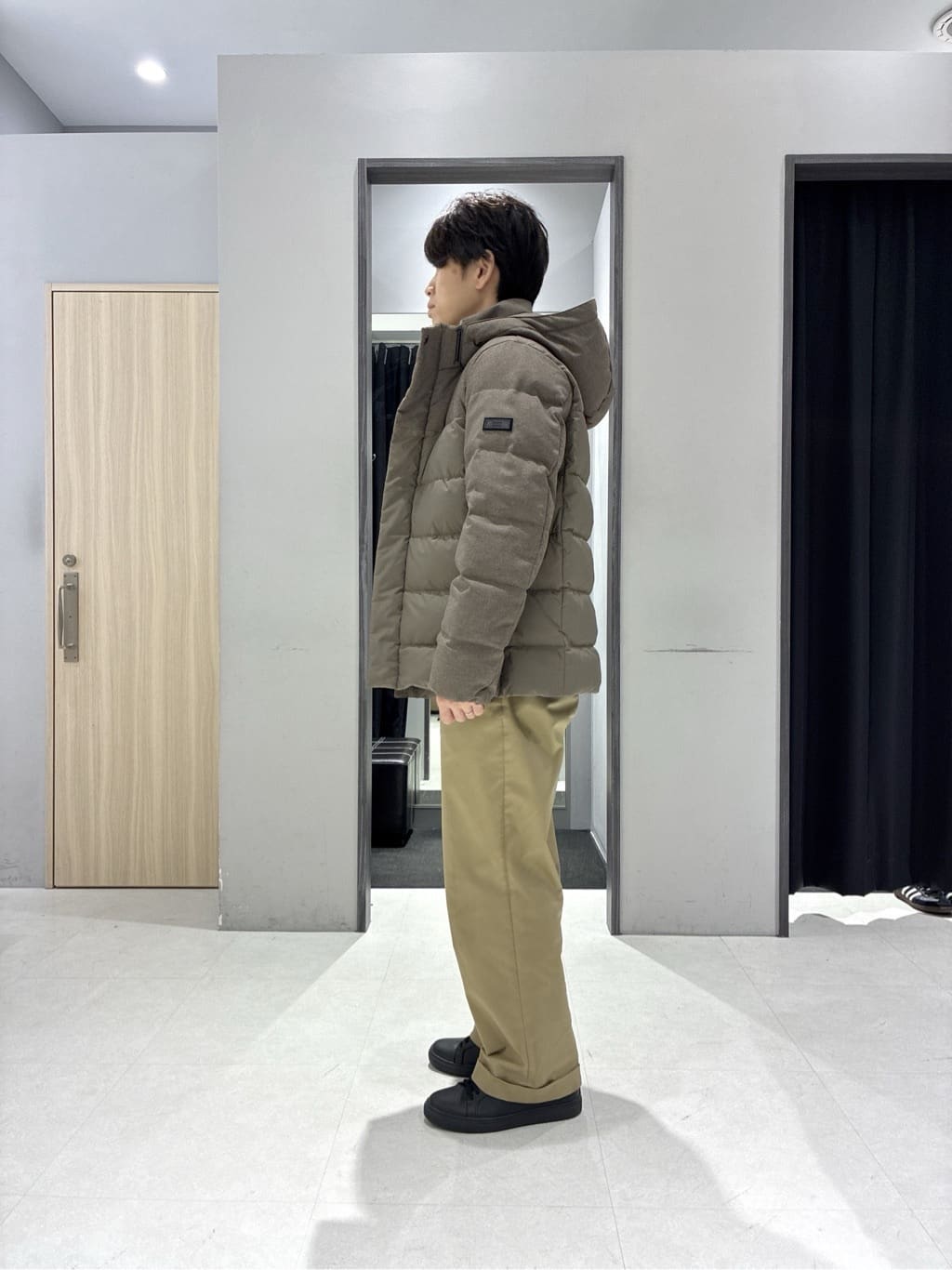 わいずみさんの「TAKEO KIKUCHI｜カラーコンビ ダウンブルゾン」を使ったコーディネート