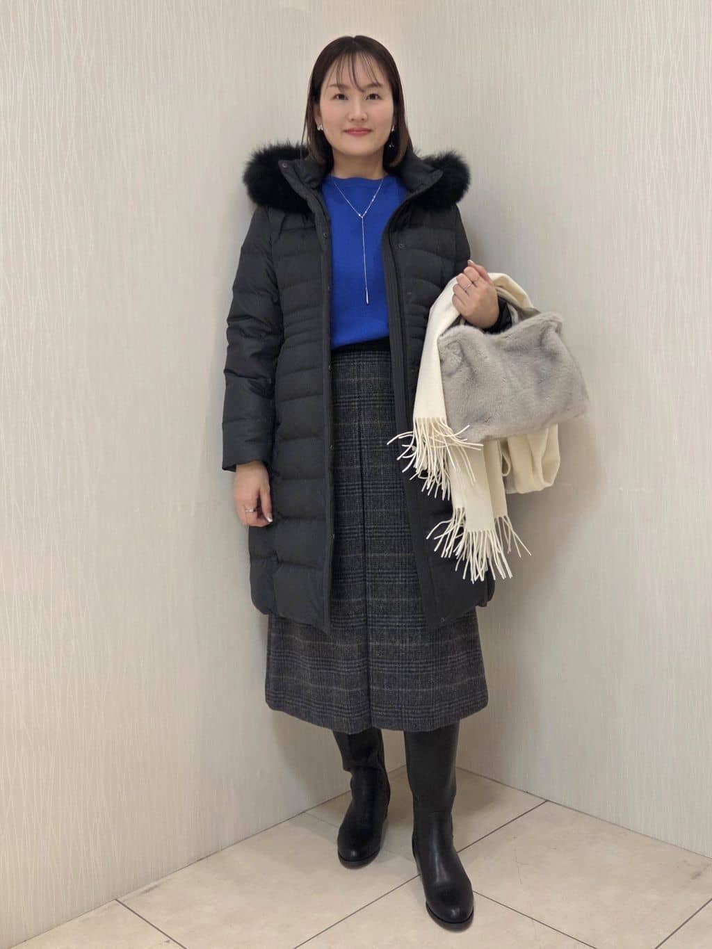 naokoさんの「UNTITLED｜【はっ水機能/フード取り外し可/防寒】ロングダウンコート」を使ったコーディネート