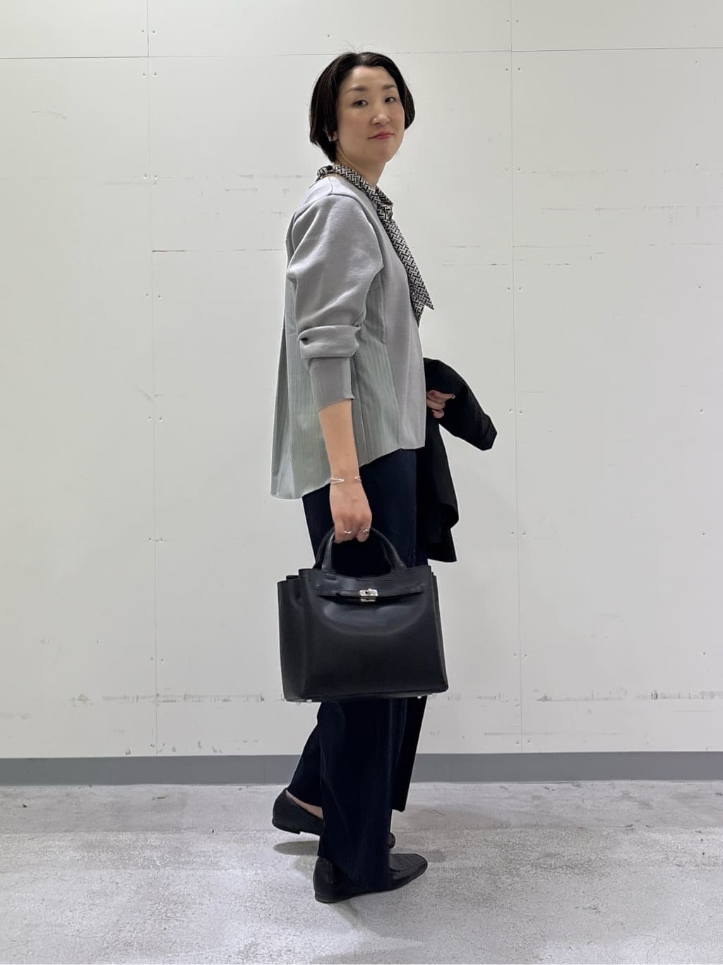 yuriさんの「INDIVI｜【新作褒められパンツ】快温ワイドパンツ」を使ったコーディネート