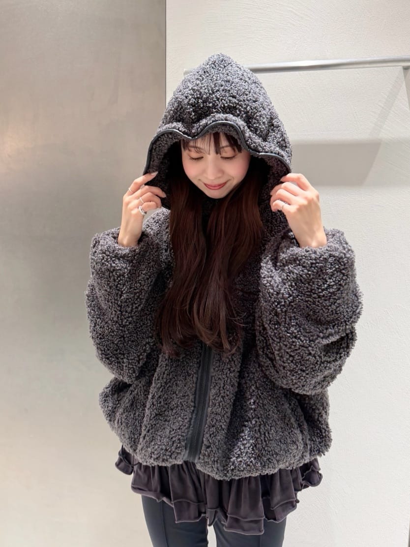 kanamiさんの「CODE A｜boa hoodie blouson」を使ったコーディネート