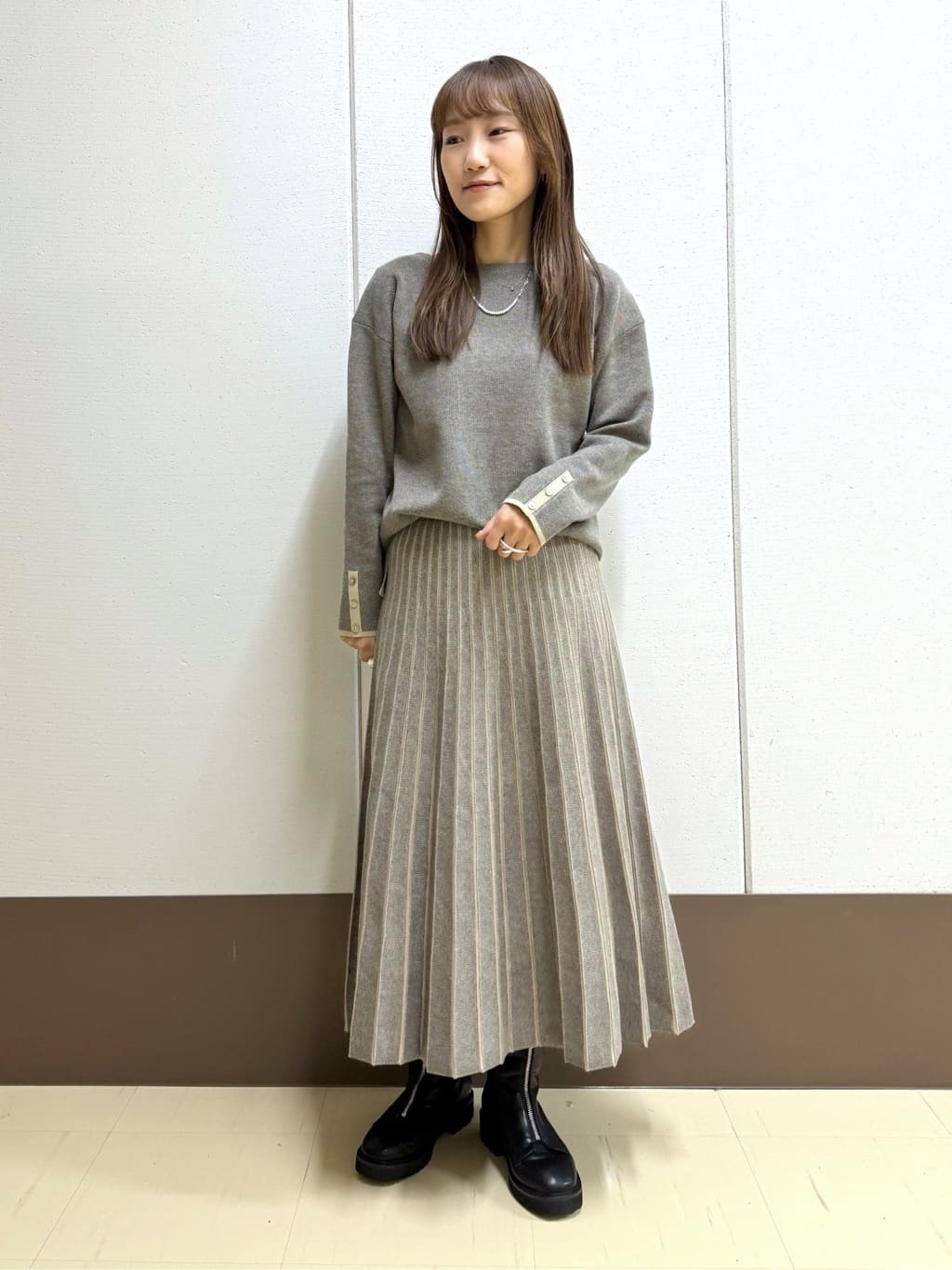 mamiさんの「INDIVI｜【名品／撥水／抗菌防臭】ショート丈リサイクルダウンコート」を使ったコーディネート