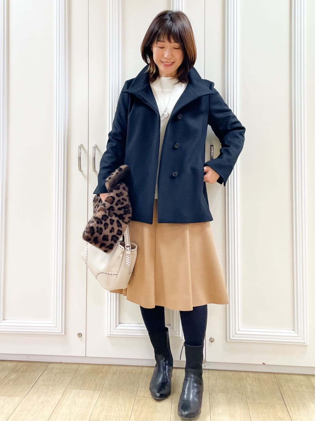 めいさんの「Reflect｜【SS-4Lサイズ／衿が顔に当たらない◎】スタンドネックミドルコート」を使ったコーディネート