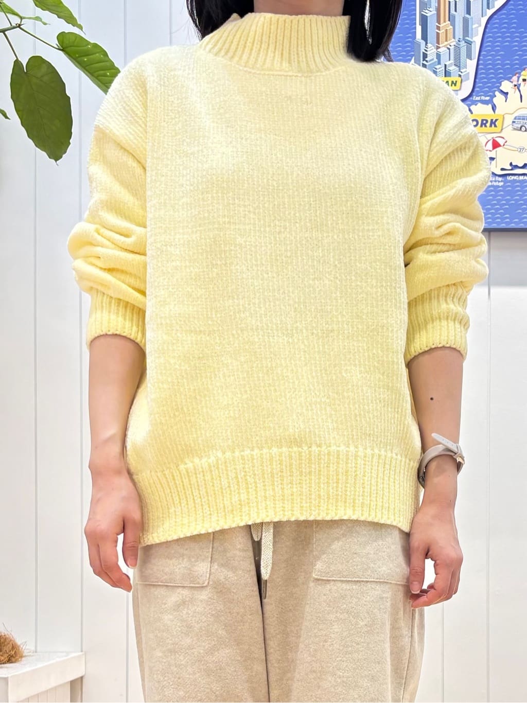OKADAさんの「Dessin｜【洗える】ハイネックベロアモールニット」を使ったコーディネート
