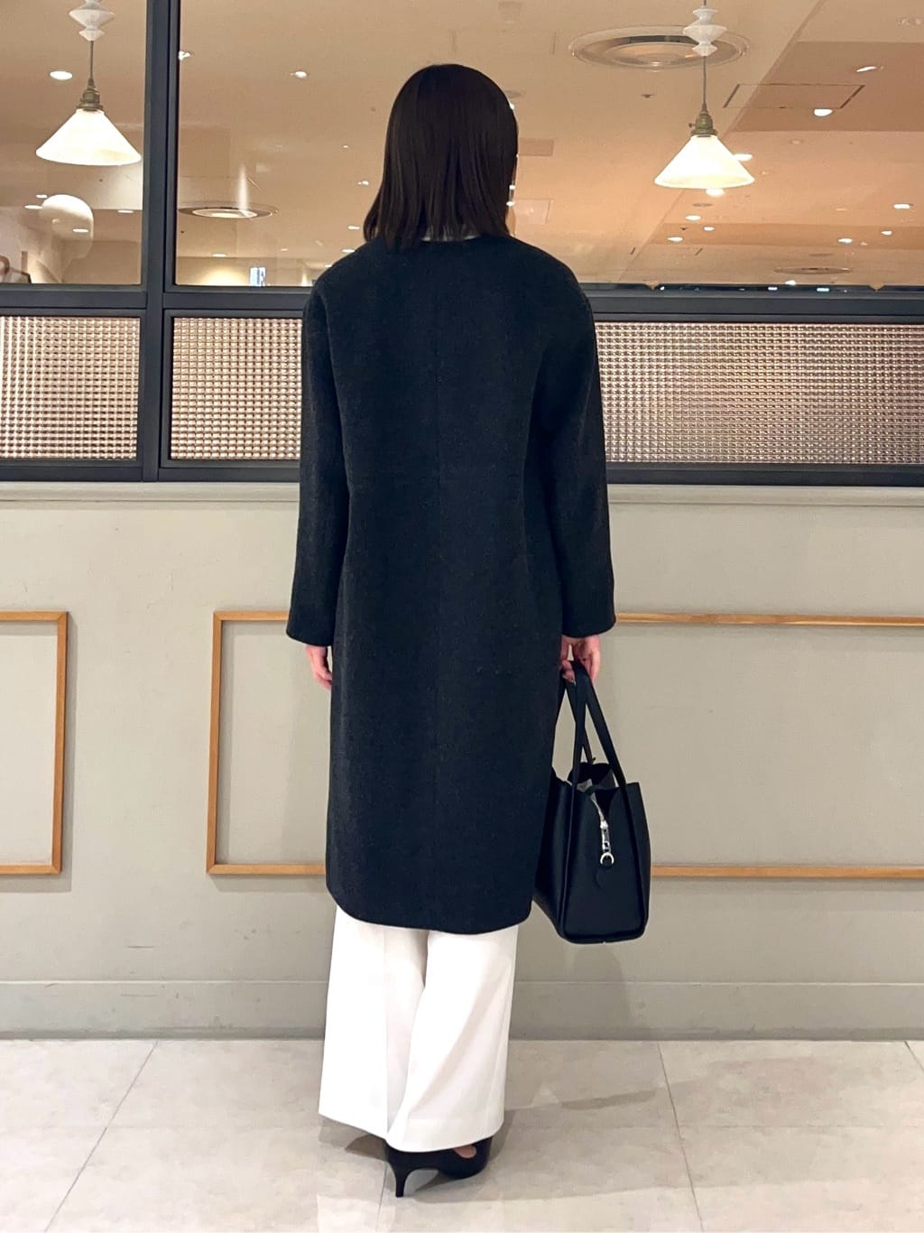 kumiさんの「INDIVI｜【洗える／毛玉になりにくい】エクストラファインウール リブタートルニット」を使ったコーディネート
