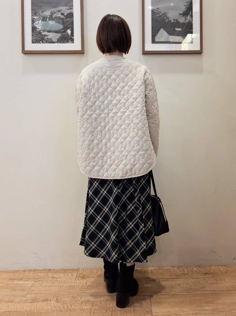 まあるさんの「SHOO･LA･RUE｜【S-LL】立体感が際立つ モールチェックフレアスカート」を使ったコーディネート