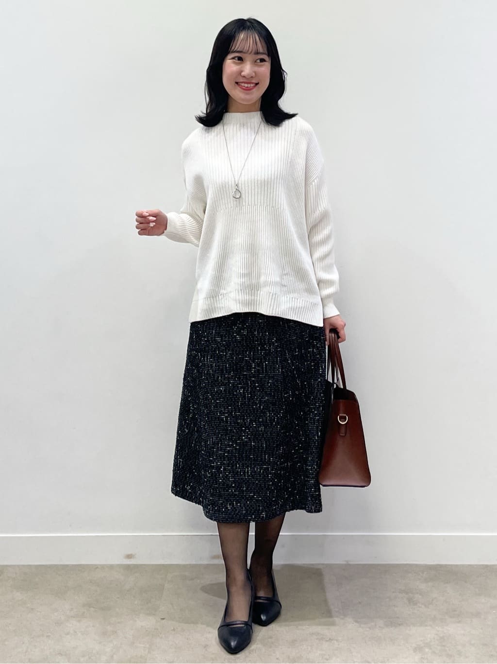 yukariさんの「Reflect｜【腰周りカバー／長め丈】モックネックニットプルオーバー」を使ったコーディネート