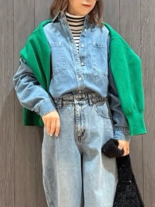 meiさんの「SHOO･LA･RUE｜【洗える/毛玉レス】表面がきれいなVネックカーディガン」を使ったコーディネート