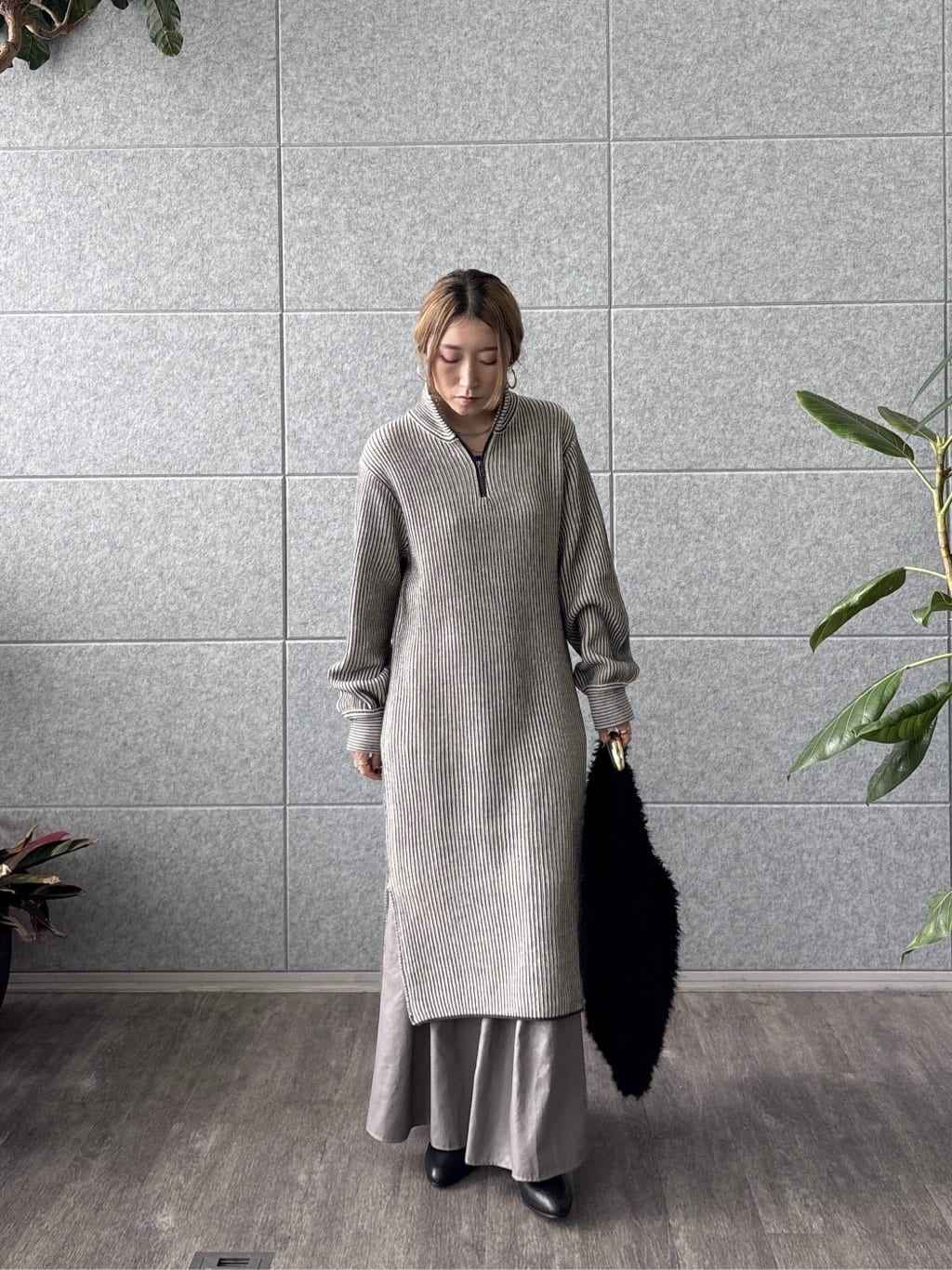 kotakiさんの「INDIVI｜スタンドネックニットワンピース」を使ったコーディネート