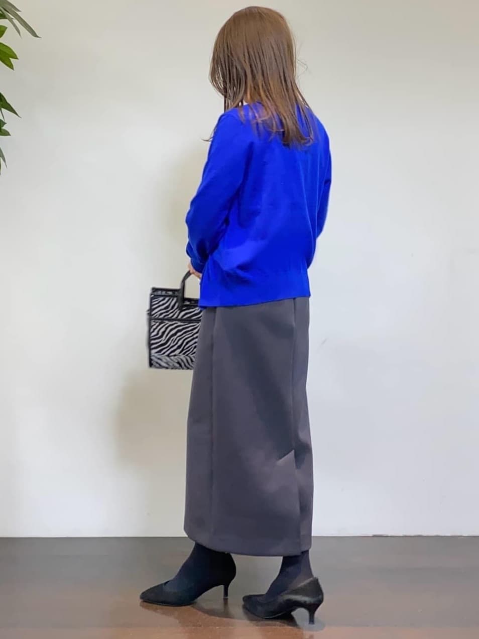 tomoさんの「UNTITLED｜【洗える/アンサンブル可/ウール100%】ウールクルーカーディガン」を使ったコーディネート