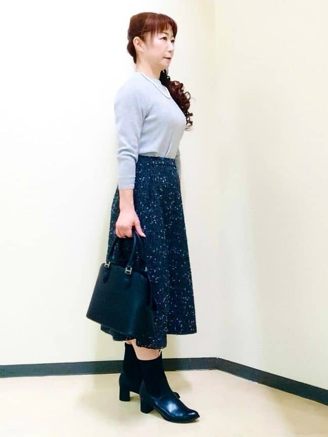 花さんの「Reflect｜【広がりすぎない／美シルエット◎】ツイードフレアスカート」を使ったコーディネート