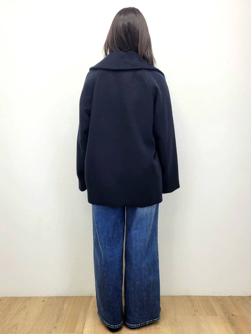 LISAさんの「OPAQUE.CLIP｜カシミヤブレンドウールミドルピーコート」を使ったコーディネート