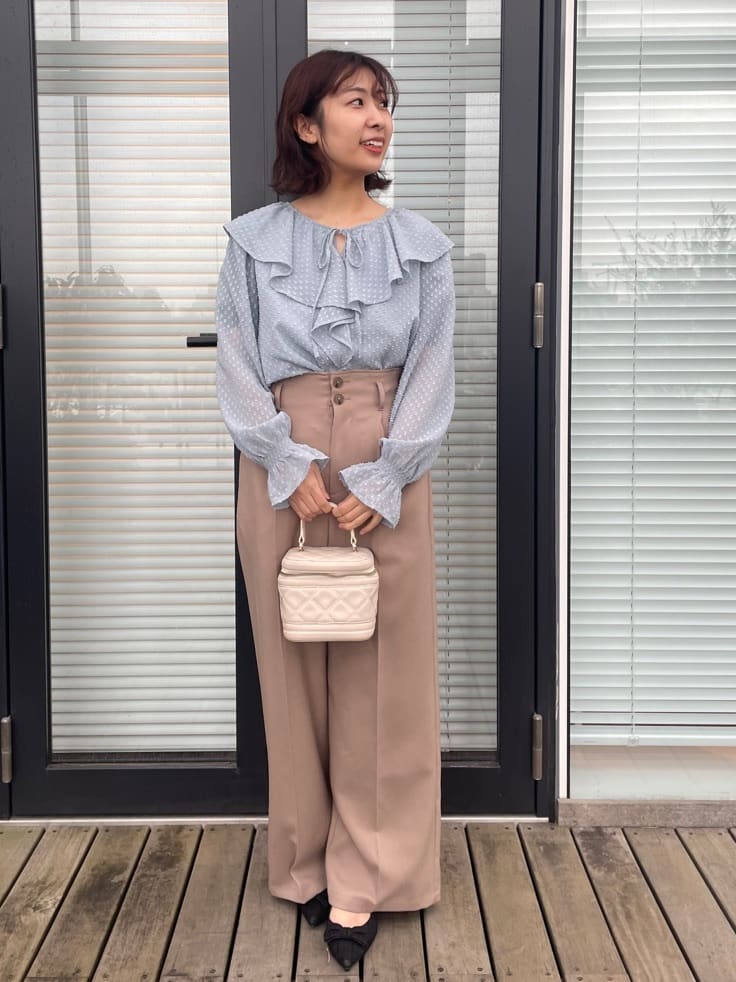 abeさんの「Couture brooch｜ダブルリボンパンプス」を使ったコーディネート