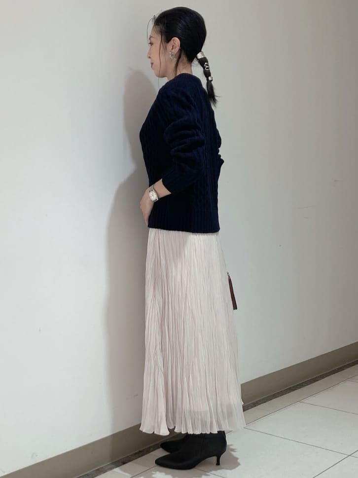 環さんの「UNTITLED｜【洗える】スポンディッシュ ケーブル柄ニット」を使ったコーディネート