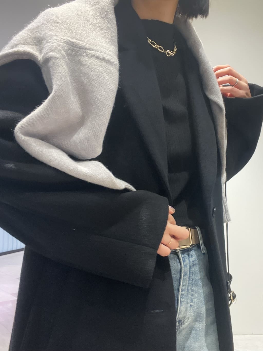 あいさんの「OPAQUE.CLIP｜カシミヤブレンドウールチェスターコート」を使ったコーディネート