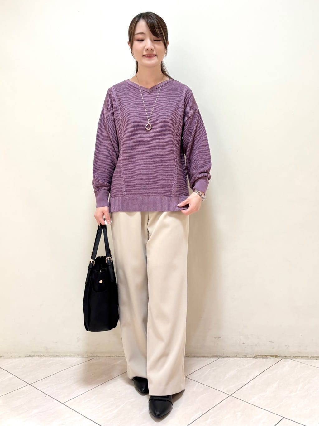 mikiさんの「Reflect｜【パンツ合わせにぴったり◎】ゆったりオフボディニット」を使ったコーディネート