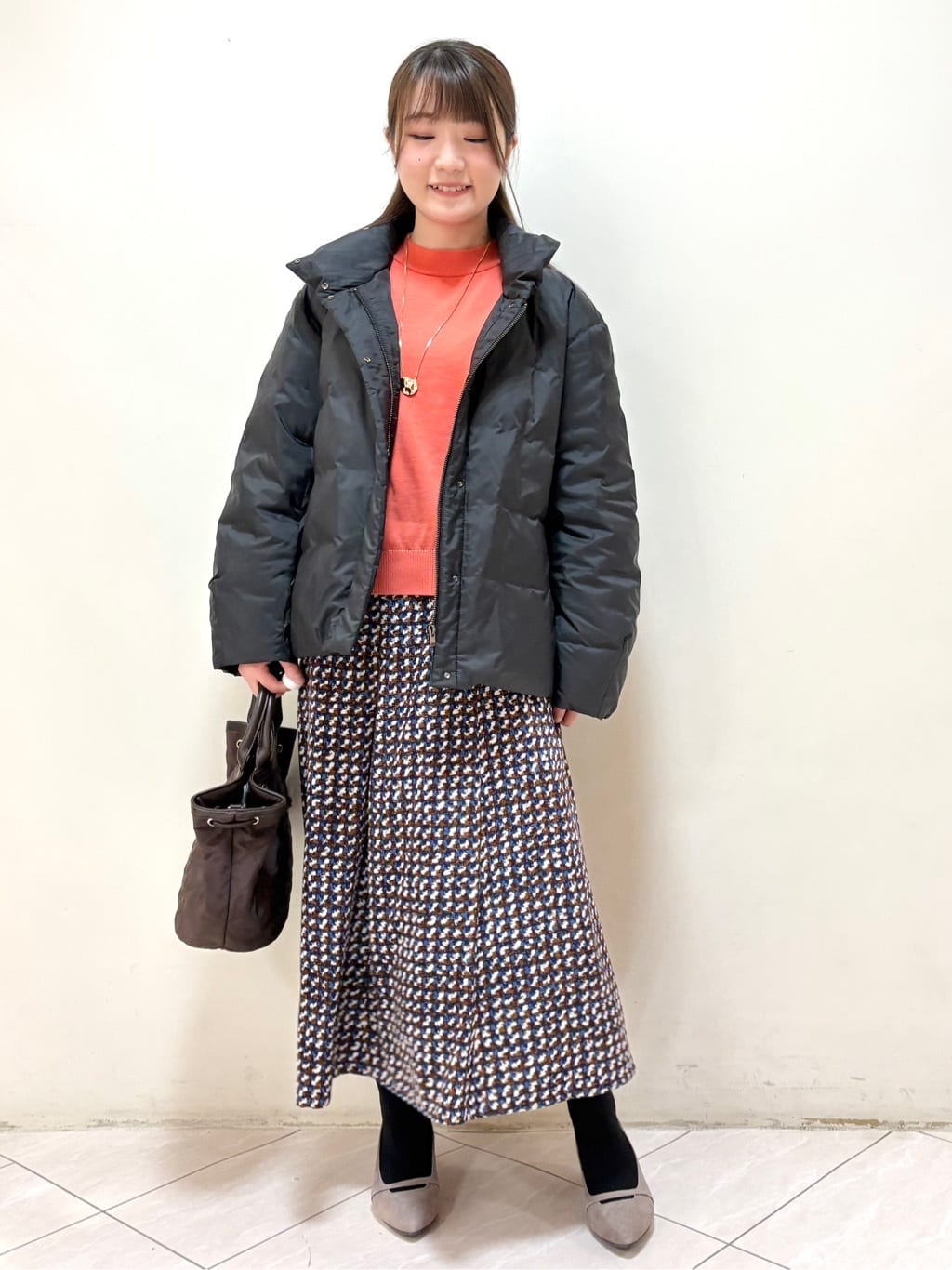 mikiさんの「Reflect｜【すっきりシルエット】ショート丈ダウンコート」を使ったコーディネート