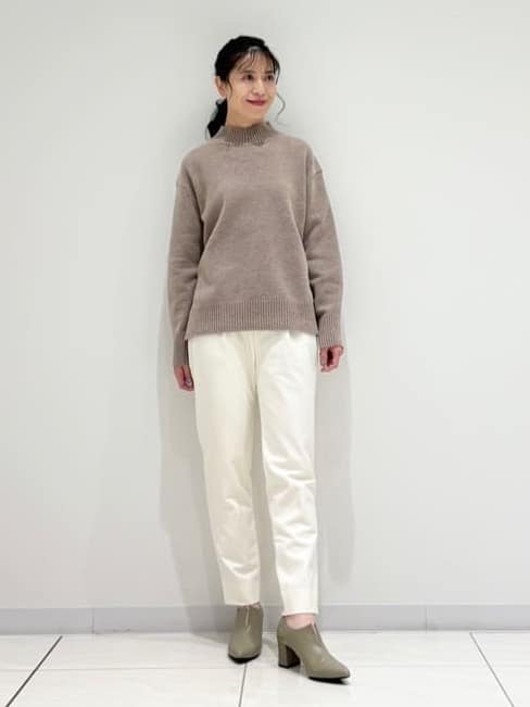 kayoさんの「INDIVI｜【カシミヤ混】ミドルゲージ ハイネックニット」を使ったコーディネート
