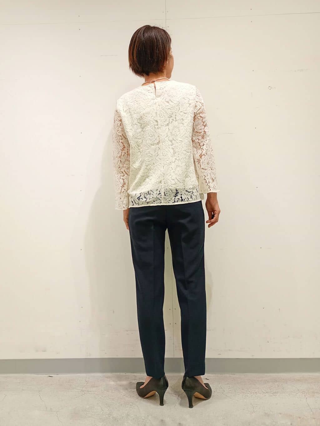 Kさんの「INDIVI｜【定番スーツ／UVケア／洗える】ウール調ノーカラージャケット」を使ったコーディネート