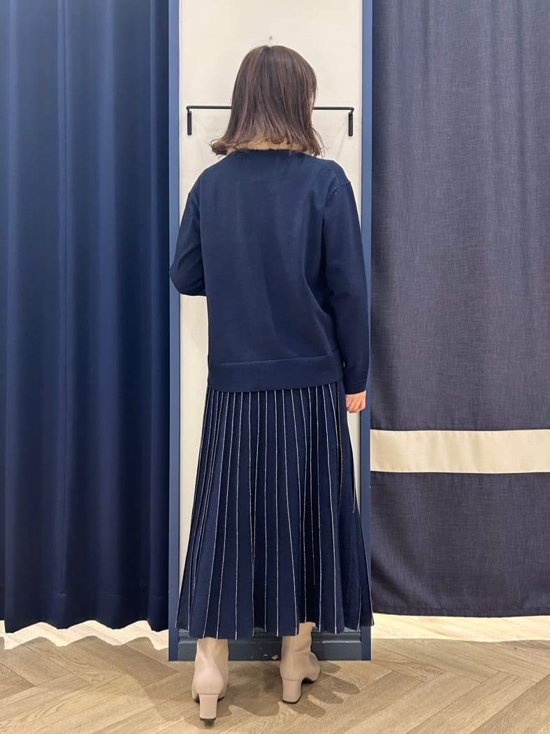 Orikaさんの「grove｜【SETUP可能】冬から春まで心地よく　タック編みオーバーサイズニット」を使ったコーディネート