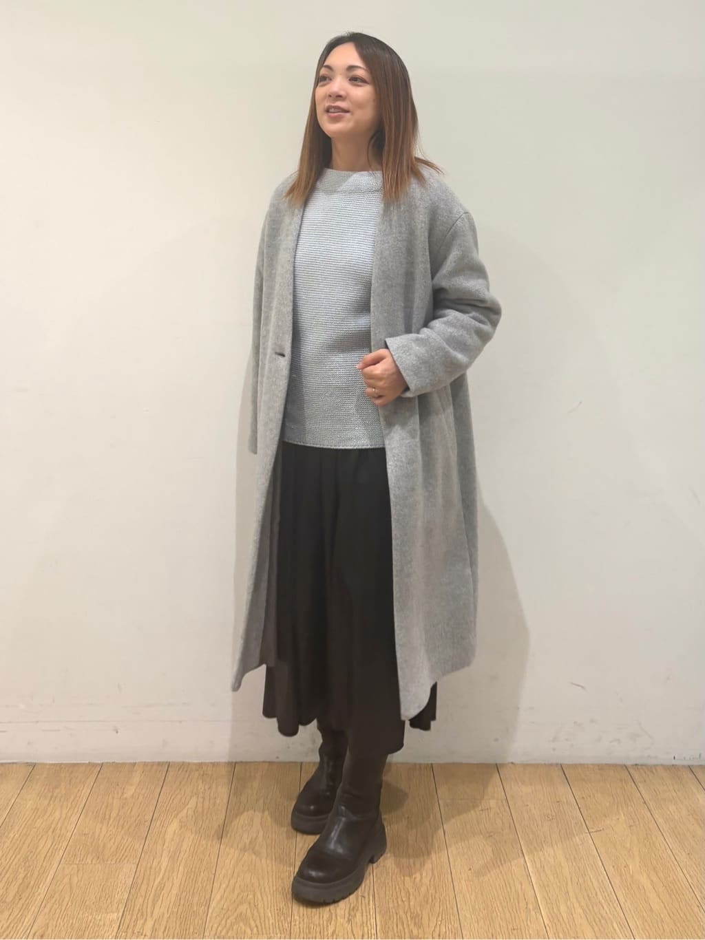 mikkoさんの「INDIVI｜【軽量／ウール混】ライトフォルム ロングコート」を使ったコーディネート