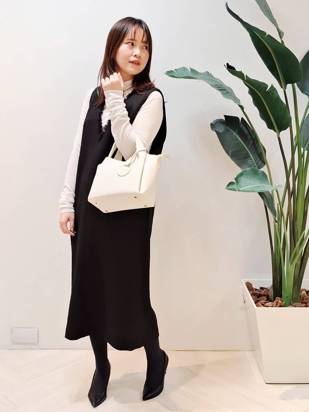YuKaRiさんの「UNTITLED｜【トレンド/撥水機能/防寒】ショートダウンコート」を使ったコーディネート
