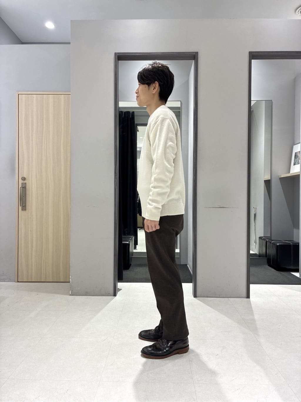 わいずみさんの「TAKEO KIKUCHI｜カシミヤブレンド ビーバー調ステンカラーコート」を使ったコーディネート