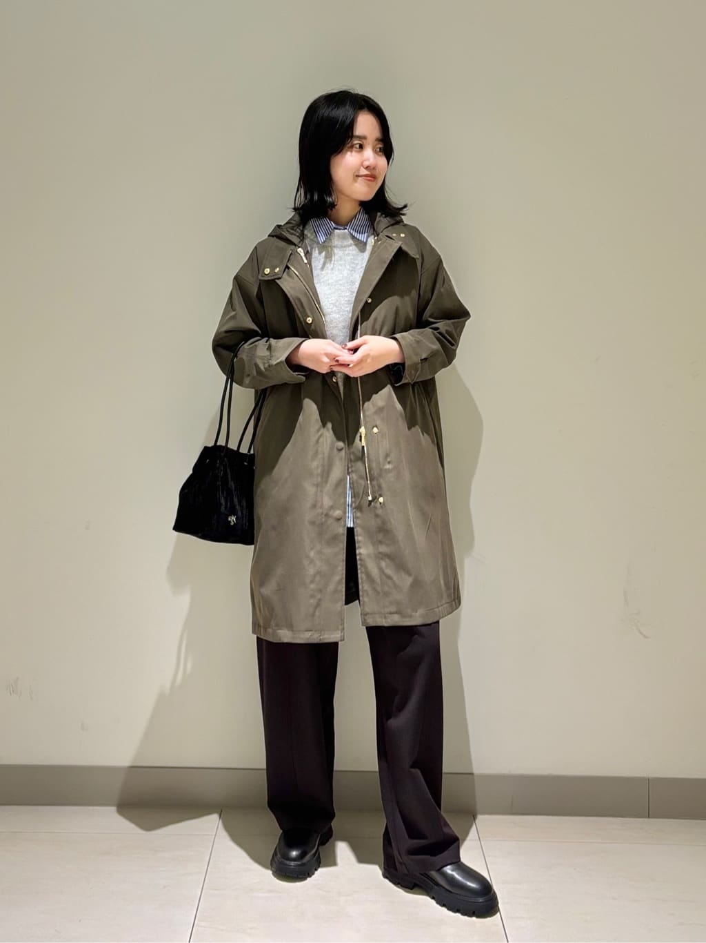 mayuさんの「Dessin｜【洗える】刺繍ロゴ入りオーバーシャツ」を使ったコーディネート