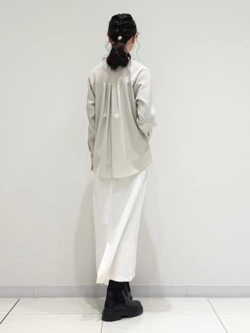 kayoさんの「INDIVI｜【洗える／選べる8色】トーンアップニット」を使ったコーディネート