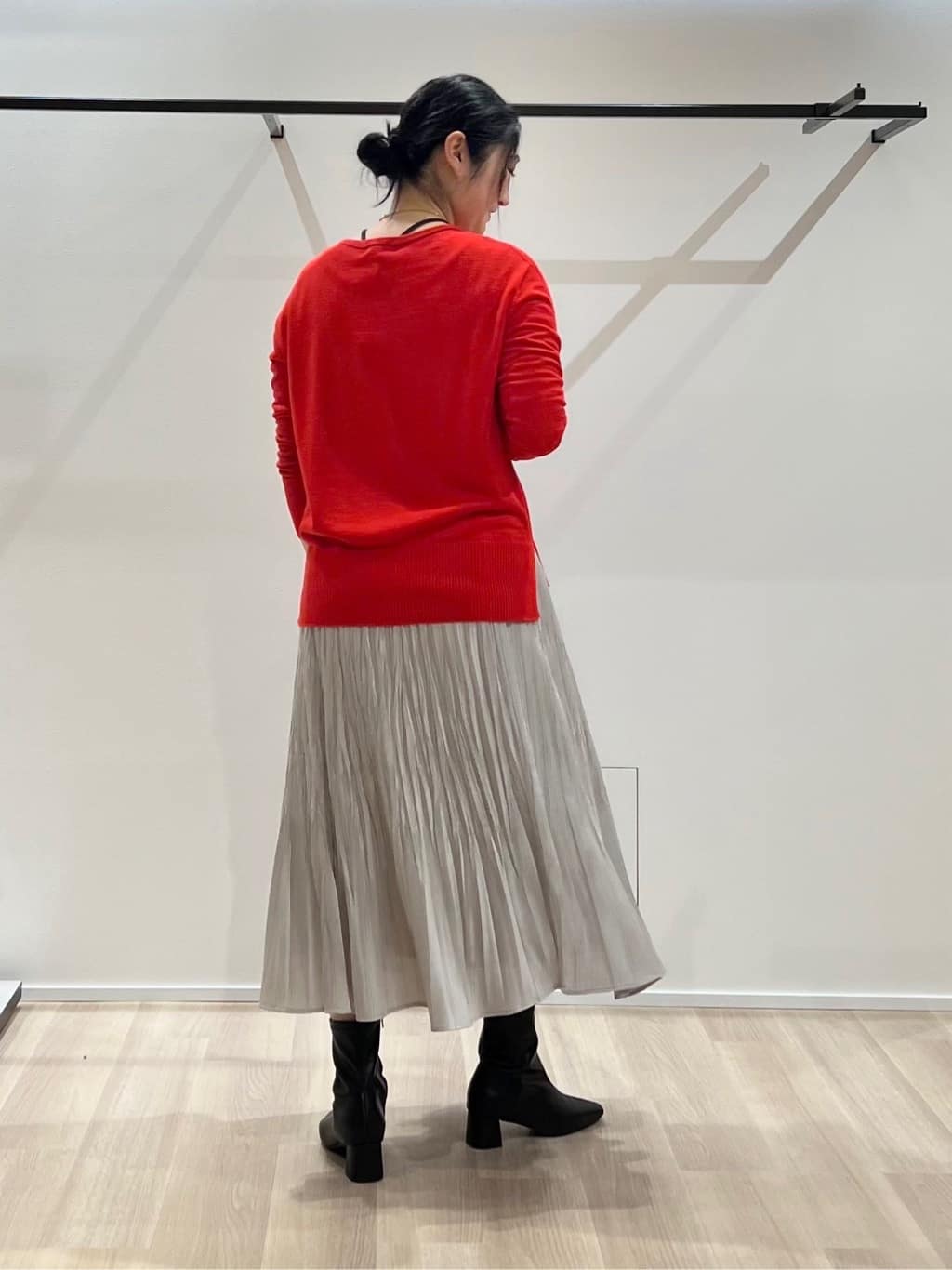 TOMOMIさんの「UNTITLED｜【8色展開/体型カバー】魅せるタイムレスニット」を使ったコーディネート