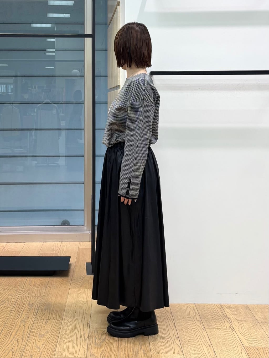 asamiさんの「INDIVI｜【洗える／SETUP可能】ジャカードボートネックニット」を使ったコーディネート