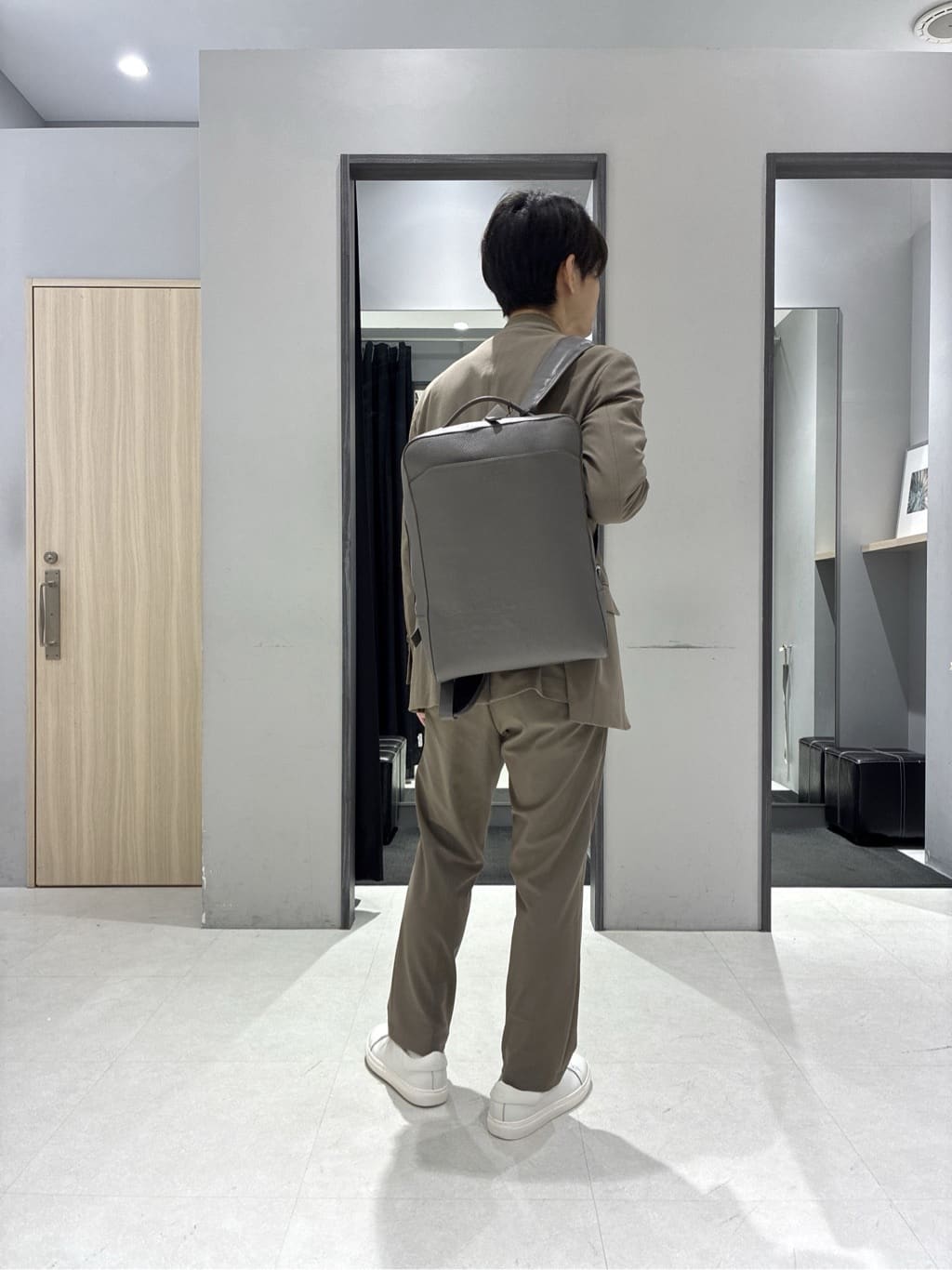 わいずみさんの「TAKEO KIKUCHI｜【360&deg;ストレッチ／セットアップ対応】None Of Stress ジャケット」を使ったコーディネート