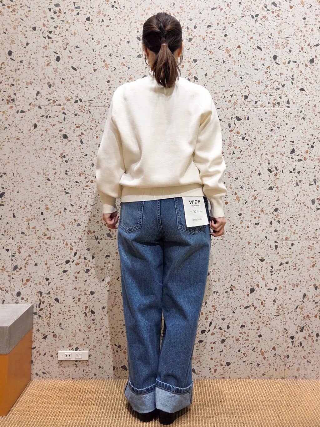 なつみさんの「OPAQUE.CLIP｜シアーハイネックトップス【洗濯機OK】」を使ったコーディネート