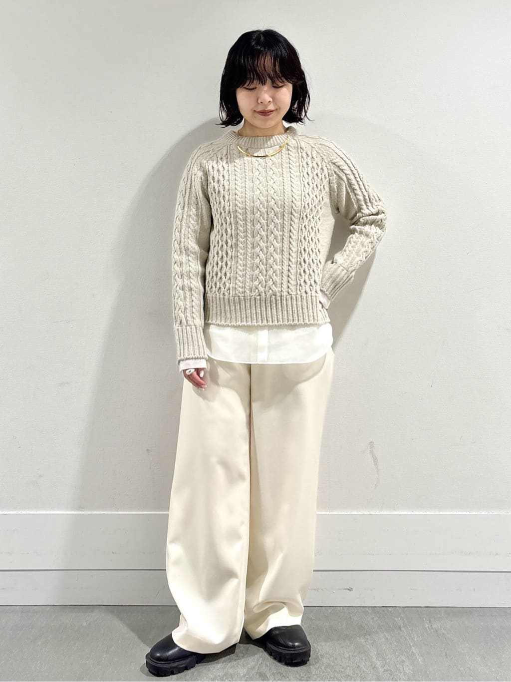 モエカさんの「UNTITLED｜【洗える】スポンディッシュ ケーブル柄ニット」を使ったコーディネート