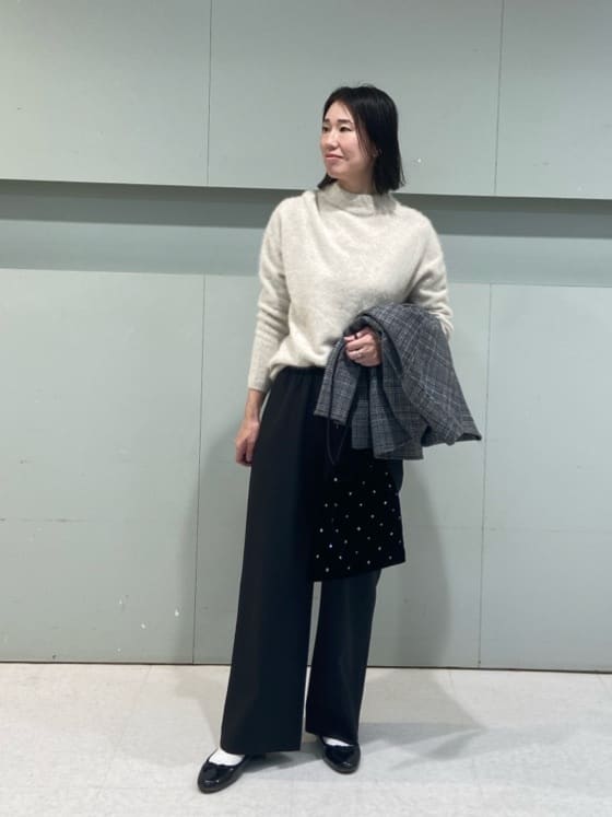 hitomiさんの「UNTITLED｜【ミディ丈/軽やか】セミラグランリバー コート」を使ったコーディネート