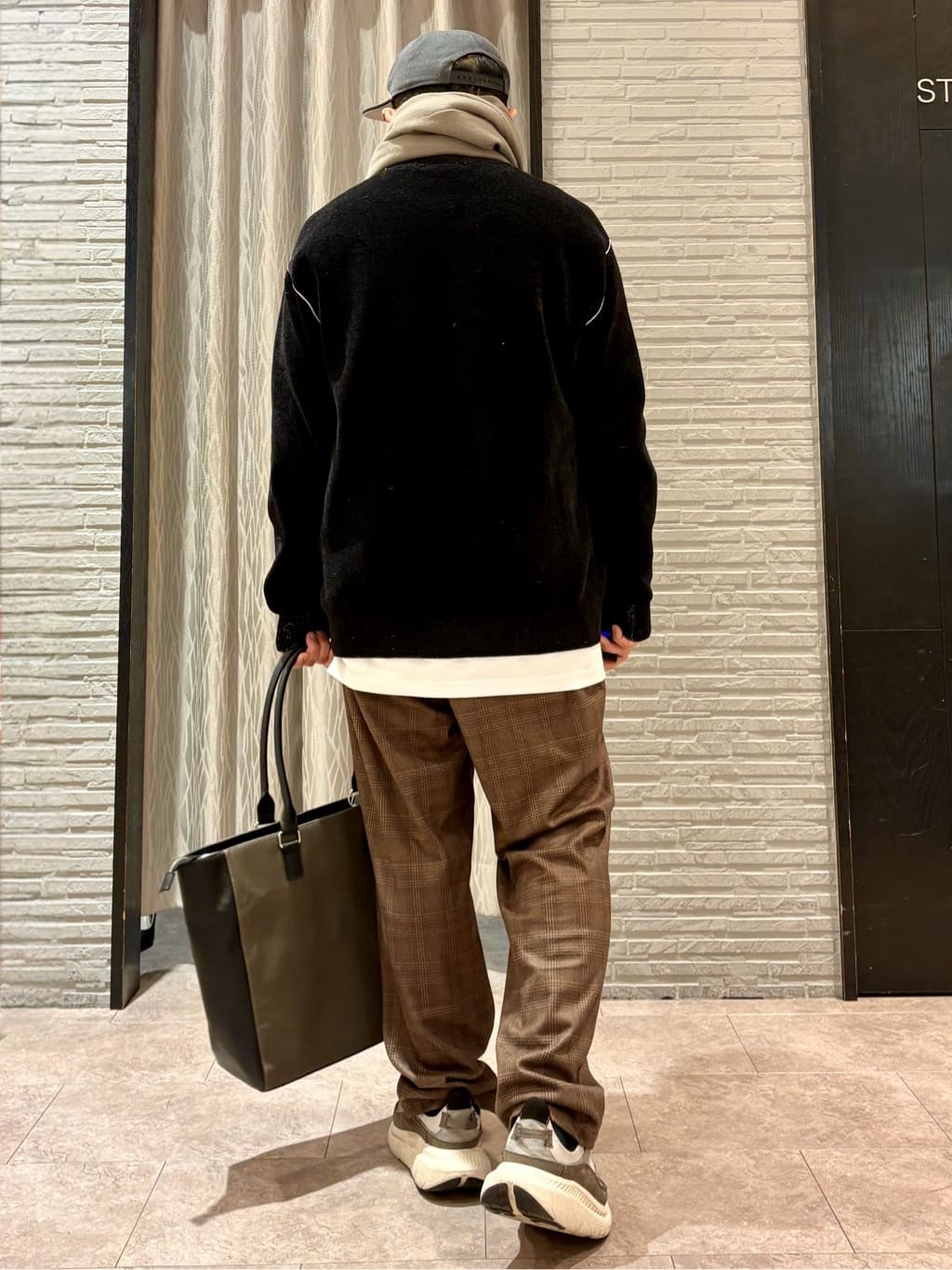 Pーyamaさんの「THE SHOP TK｜【包み込まれるような柔らかさ】配色モールニット 洗濯機OK」を使ったコーディネート
