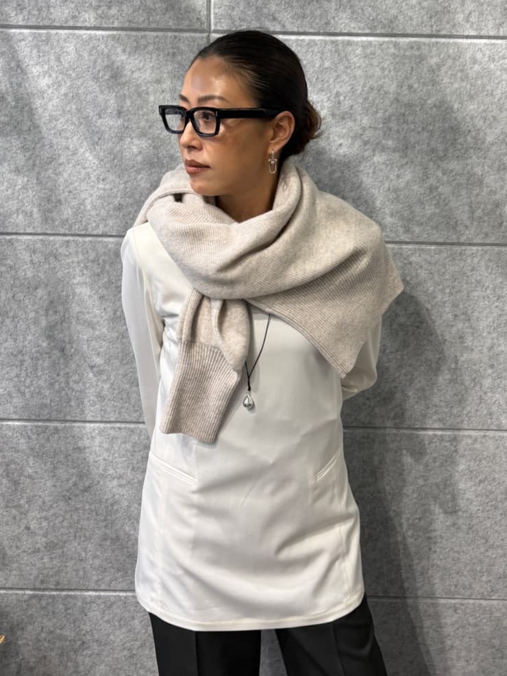 ibuさんの「CODE A｜zip form cardigan」を使ったコーディネート