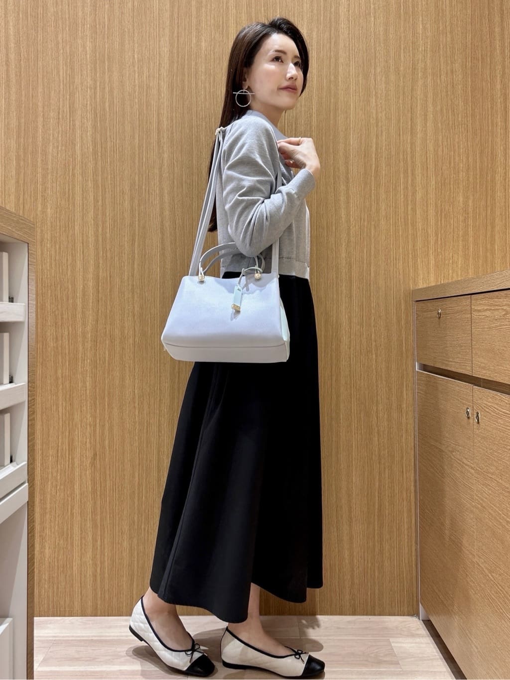 maiさんの「OPAQUE.CLIP｜ダブルポロ衿ニットドッキングワンピース【洗濯機OK】」を使ったコーディネート