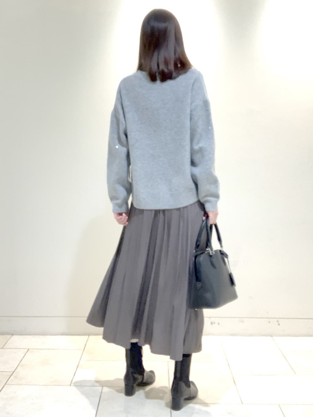 ヤマグチさんの「Reflect｜【SS-4Lサイズ／衿が顔に当たらない◎】スタンドネックミドルコート」を使ったコーディネート